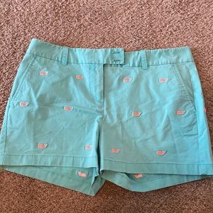 NWOT | Vineyard Vines Short